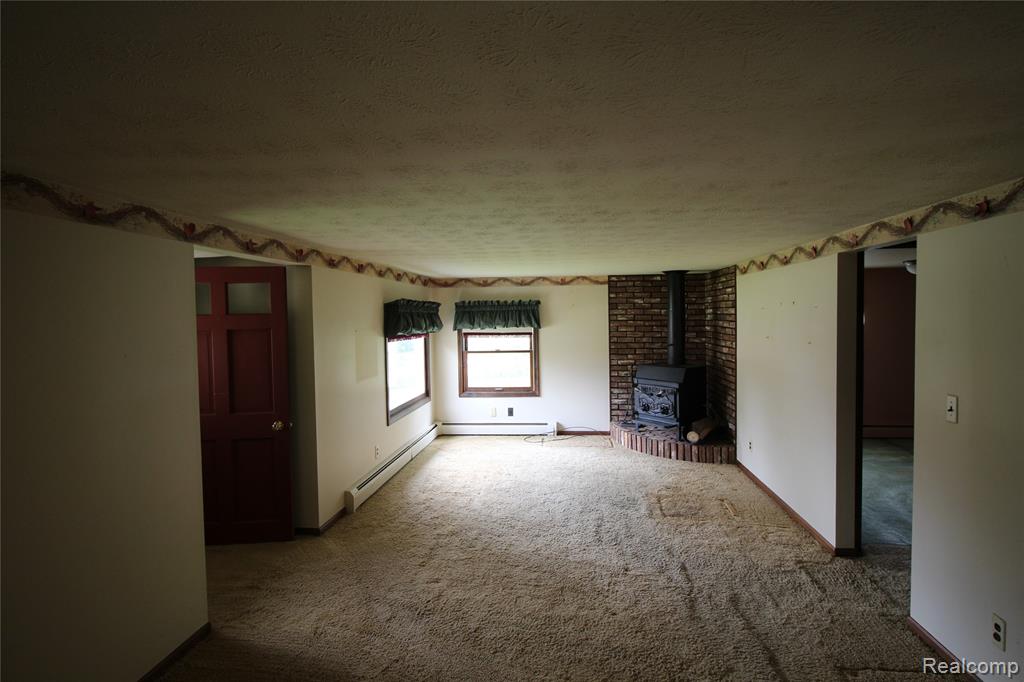 124 E Lafayette Street, Milford, MI 48381 — Photo 13
