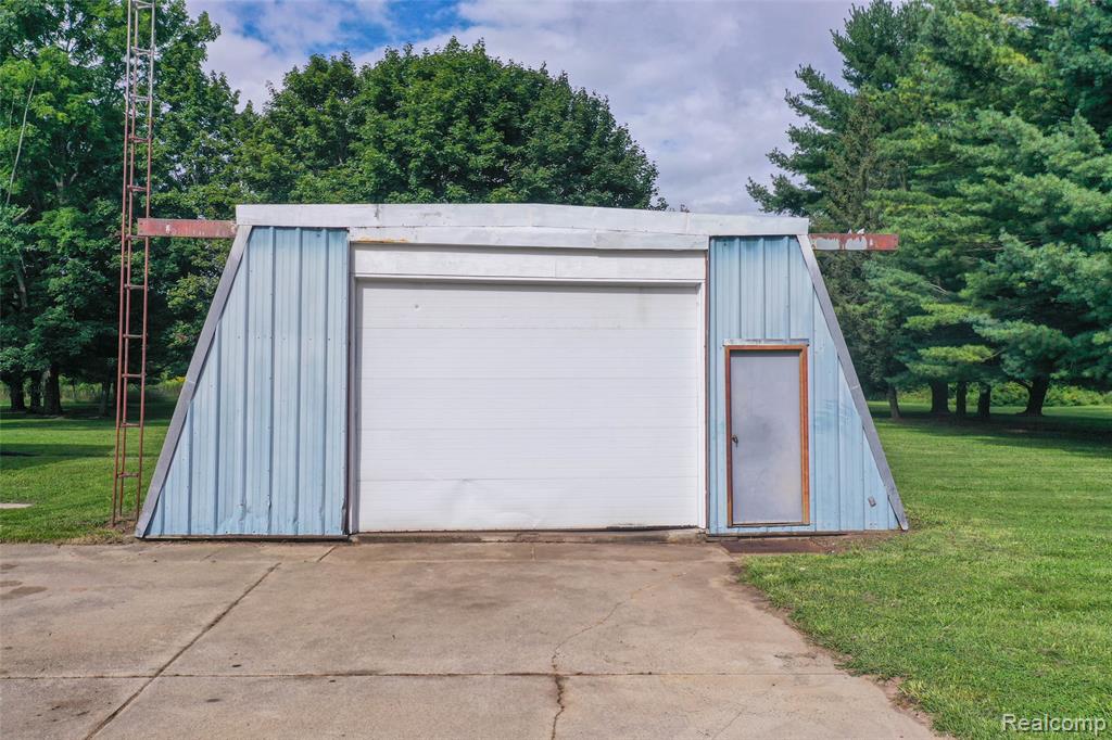 4441 Catlin Road, Columbiaville, MI 48421 — Photo 33