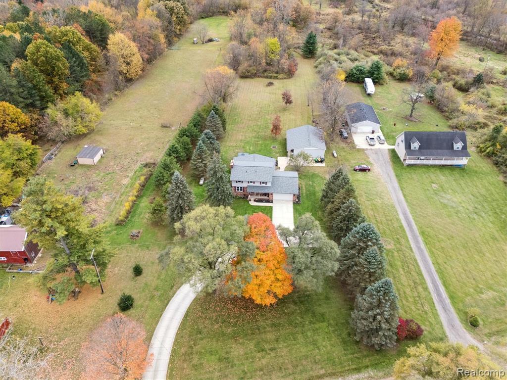7233 W Lange Road, Fowlerville, MI 48836 — Photo 47