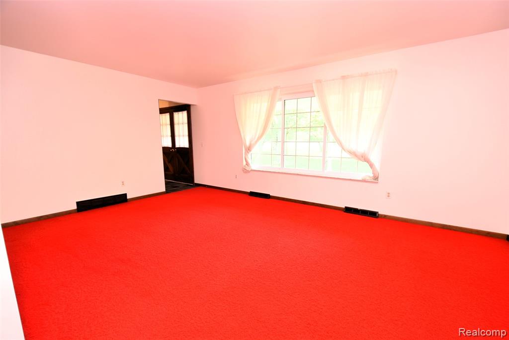 2356 Rochester Road, Leonard, MI 48367 — Photo 17