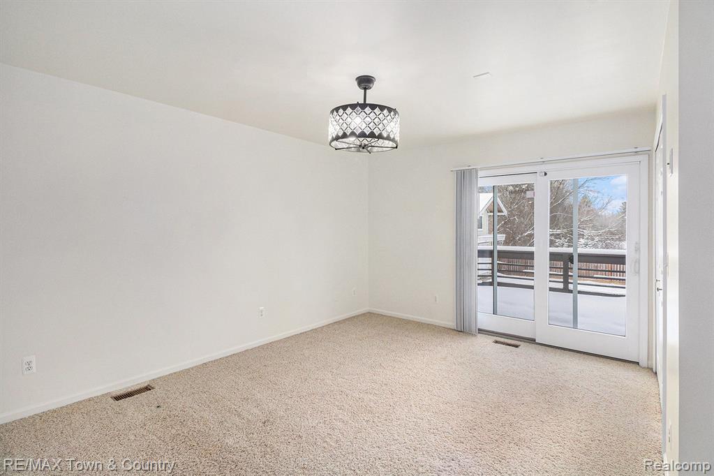 6479 E PIERSON Road, Flint, MI 48506 — Photo 10