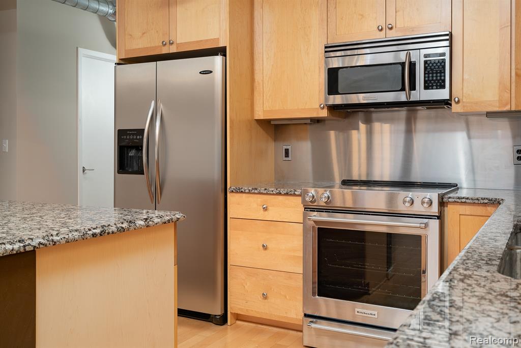 610 #204 S. Troy, Royal Oak, MI 48067 — Photo 8