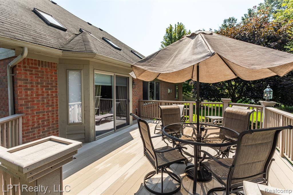 53345 WILLIAMS Way, Shelby Twp, MI 48316 — Photo 15