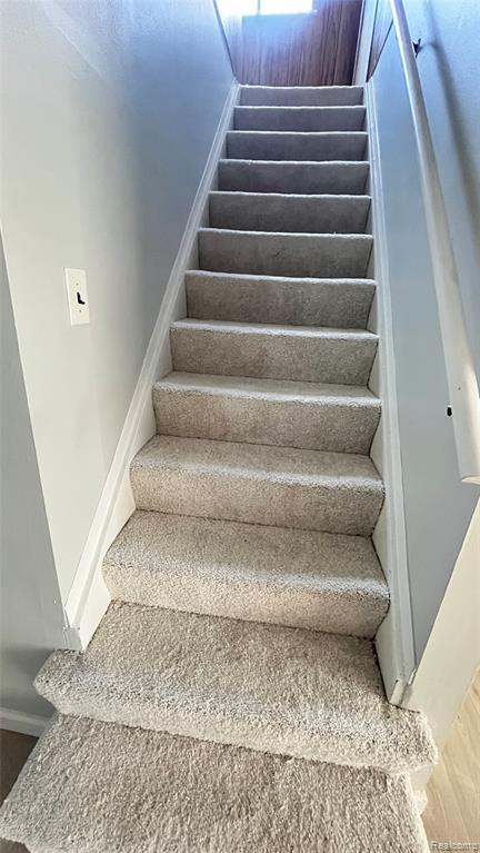 4251 Dolores Avenue, Warren, MI 48091 — Photo 13