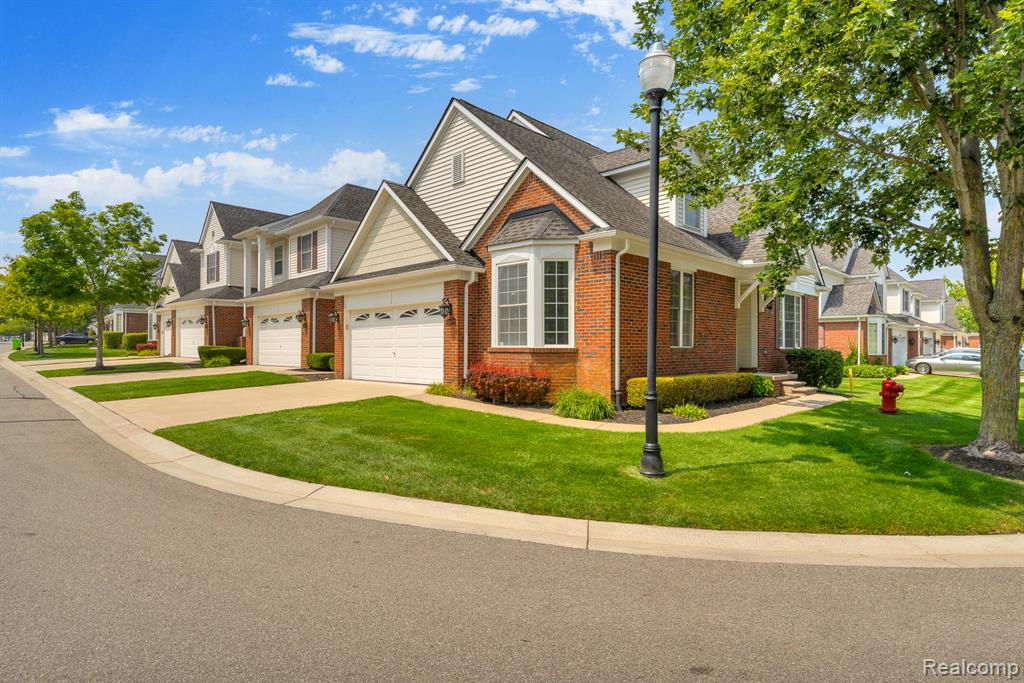 41699 Mitchell Road, Novi, MI — Photo 2