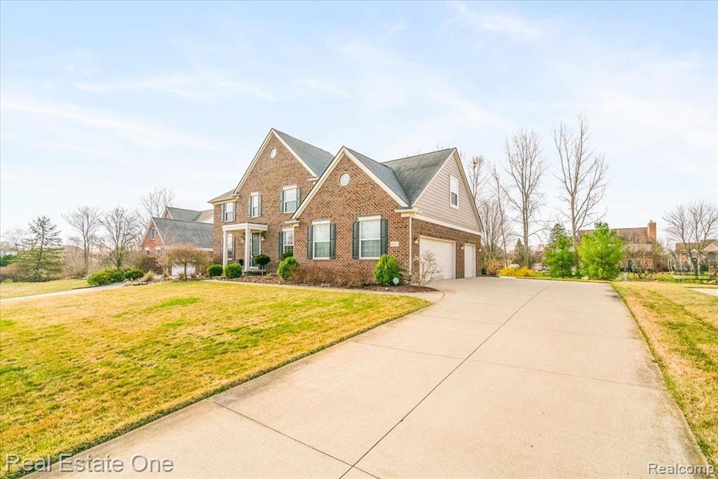 48025 E OXFORD Court, Canton, MI 48187 — Photo 8