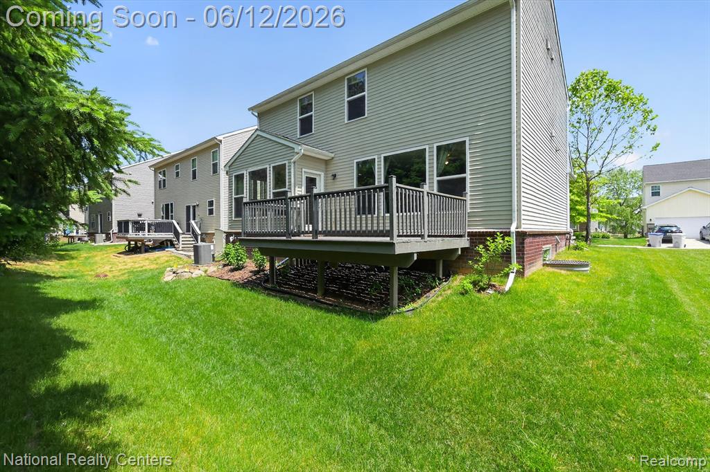 59697 TWIN PINES Drive, New Hudson, MI 48165 — Photo 39