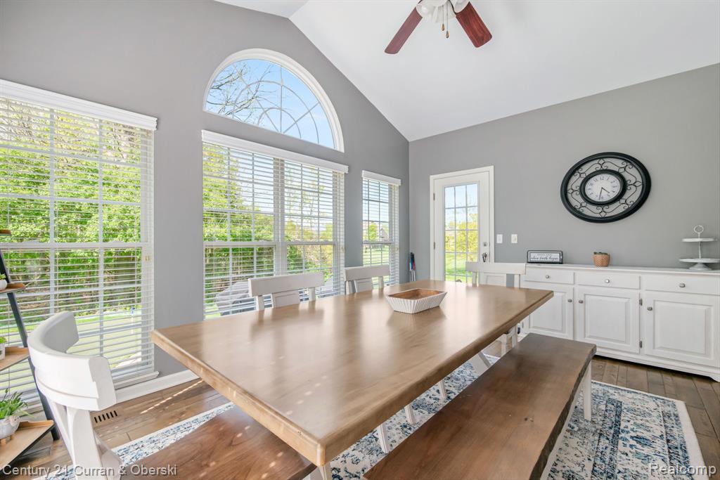 23498 Prescott Lane W, South Lyon, MI 48178 — Photo 32