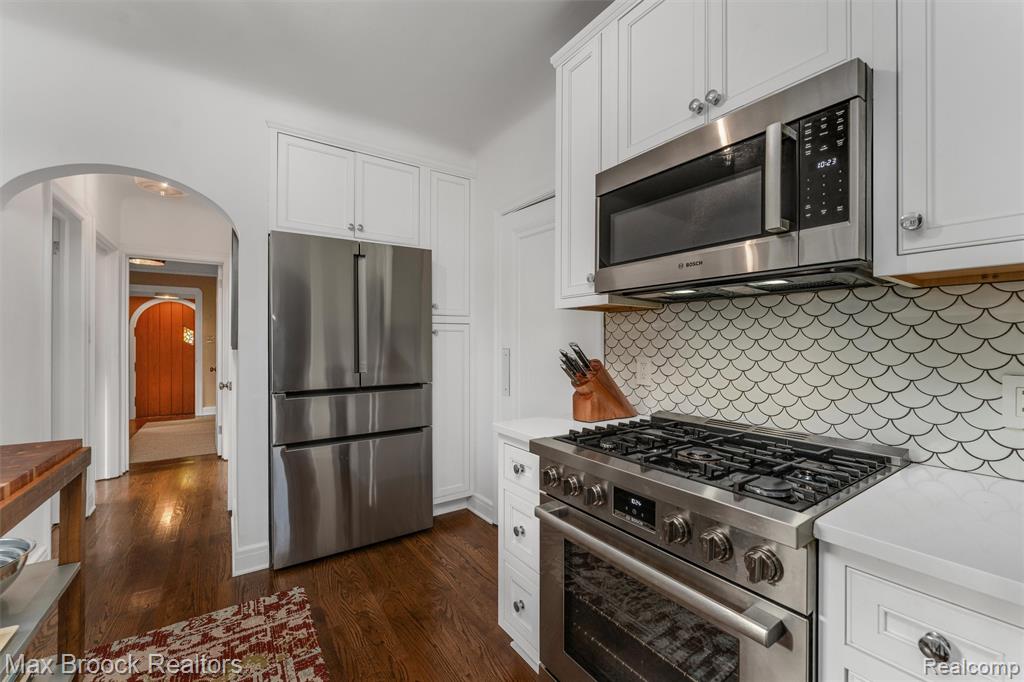 1425 Bedford Road, Grosse Pointe Park, MI 48230 — Photo 16