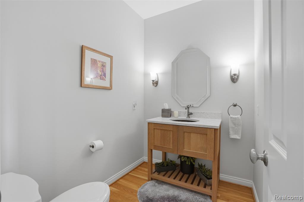 5483 Lake Ridge Drive, Brighton, MI 48116 — Photo 24