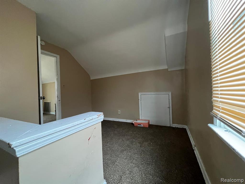 2460 S Deacon Street, Detroit, MI 48217 — Photo 14
