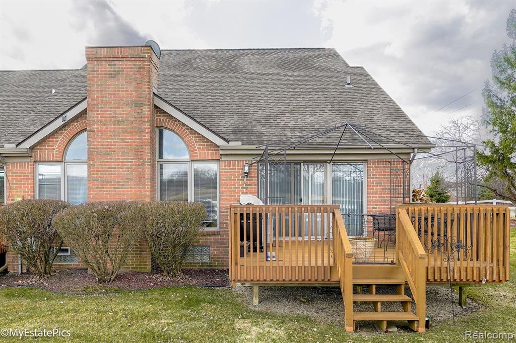 1807 PEBBLE CREEK Drive, Canton, MI 48188 — Photo 52