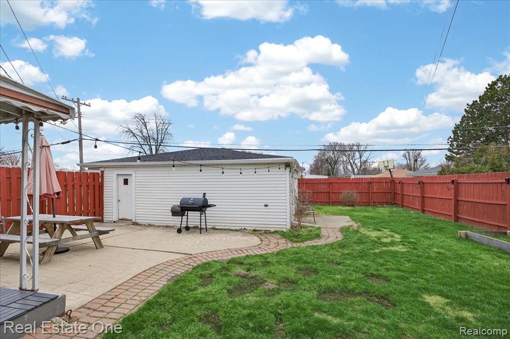 13262 Carol Avenue, Warren, MI 48088 — Photo 30