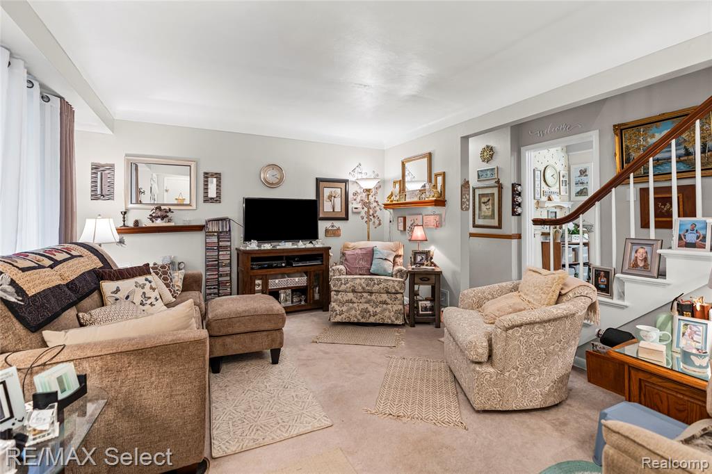 945 Salisbury Avenue, Flint, MI 48532 — Photo 15