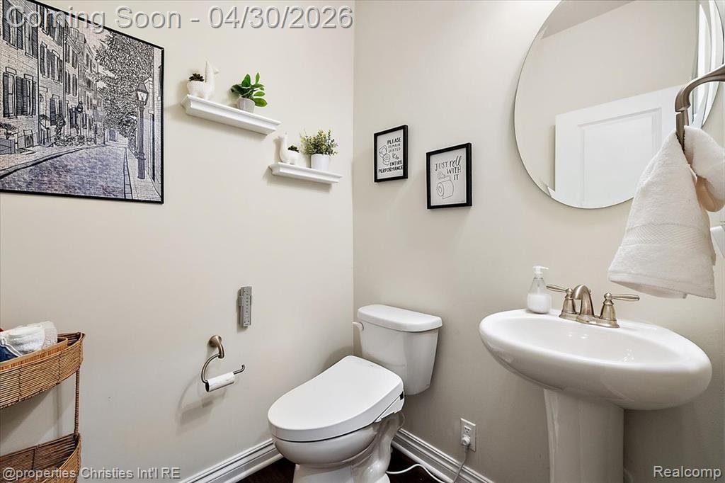31035 Tremont Lane, Franklin, MI 48025 — Photo 23