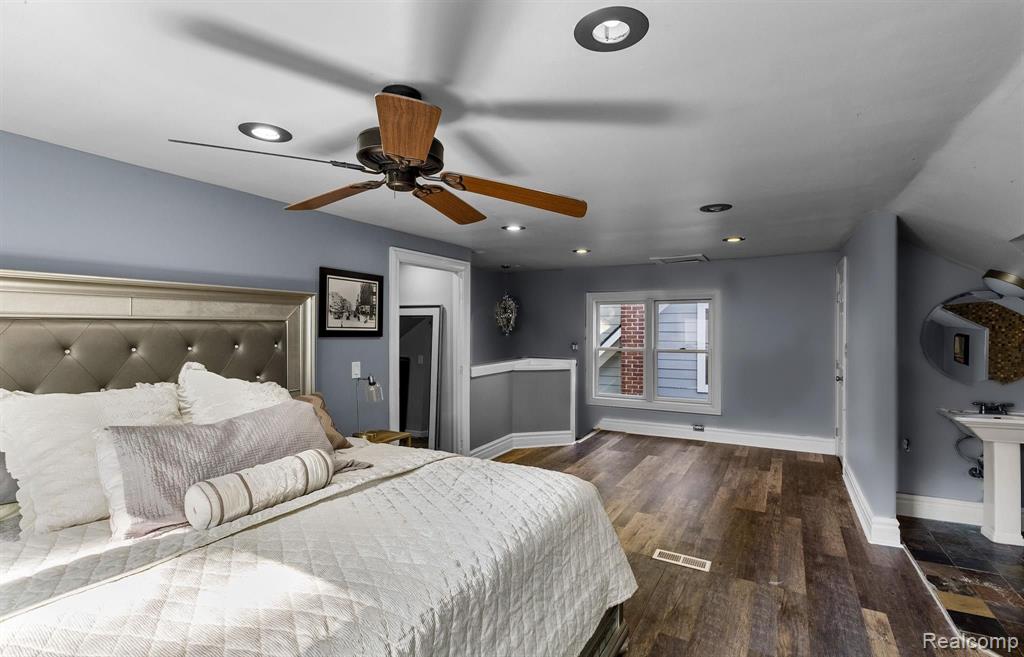 615 E 5TH Street, Royal Oak, MI 48067 — Photo 13