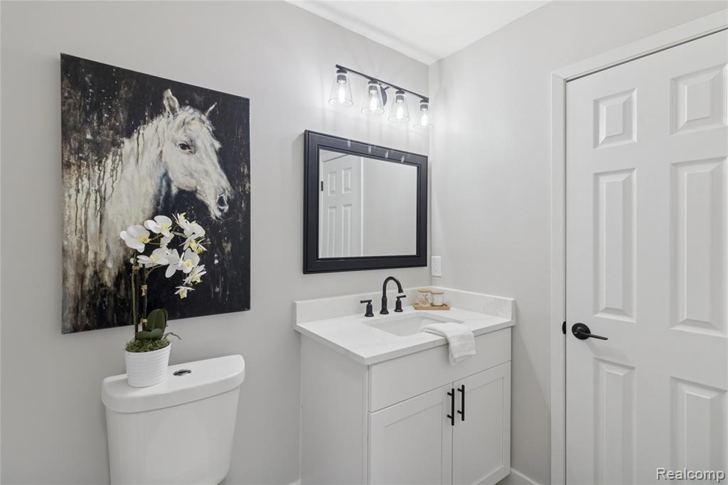 23643 N Rockledge, Novi, MI — Photo 15