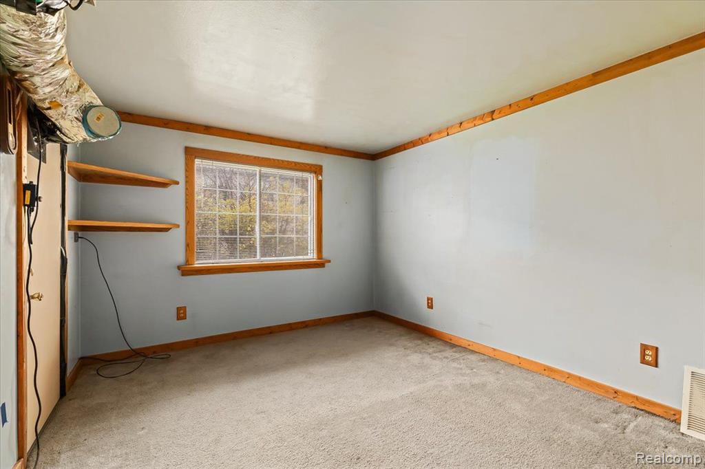 23404 MIDDLEBELT Road, Farmington Hills, MI 48336 — Photo 20