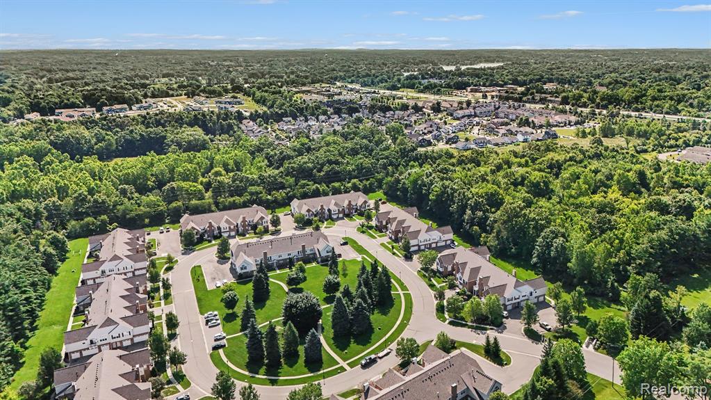 518 Olde English Circle, Howell, MI 48855 — Photo 22