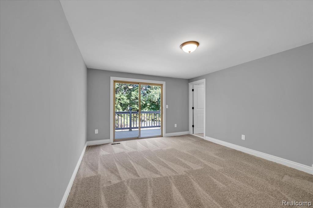 61326 Woodstock Court, Washington, MI — Photo 33
