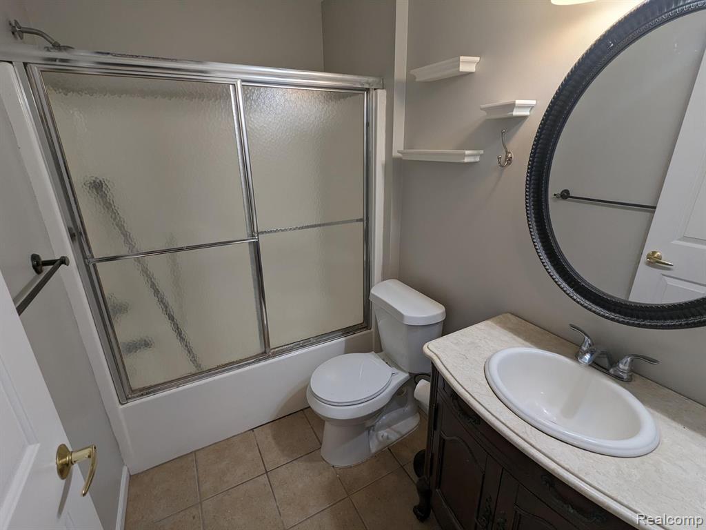 205 MAPLEWOOD, South Lyon, MI 48178 — Photo 8