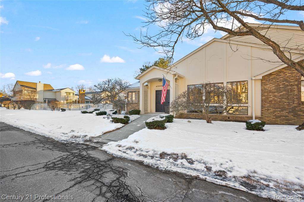 7106 Bridge Way W, West Bloomfield, MI — Photo 31