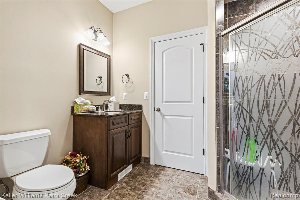 418 Oak Street, Rochester, MI 48307 — Photo 22