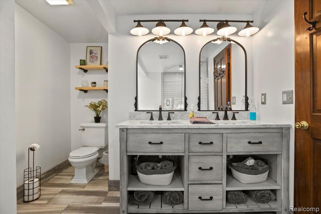 6885 DEERHILL Drive, Clarkston, MI — Photo 38