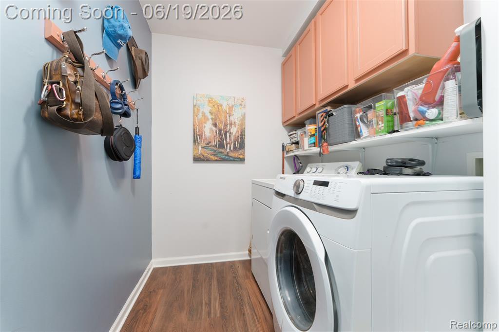 1021 Calpernia, Wixom, MI 48393 — Photo 16
