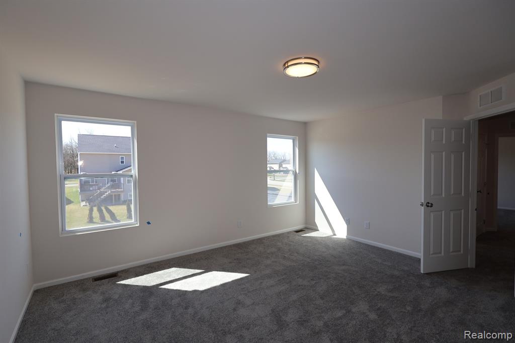 606 Harvest Way, Chelsea, MI 48118 — Photo 13