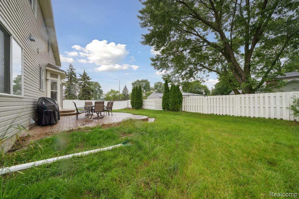 4976 Saddle Brook Court, Troy, MI 48085 — Photo 48