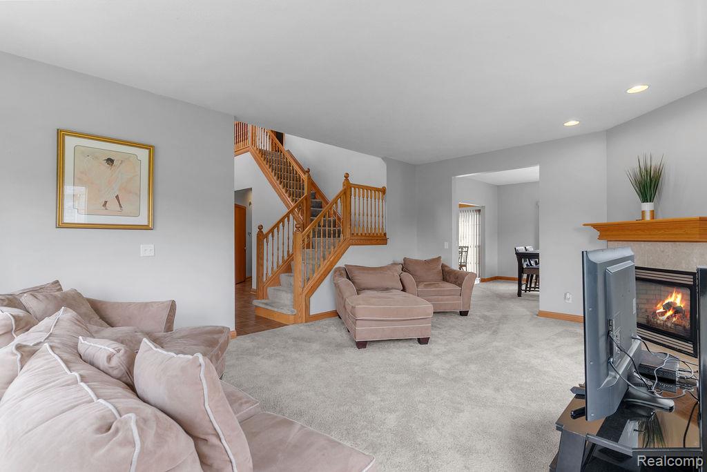 7190 Westminster Circle, Grand Blanc, MI 48439 — Photo 10
