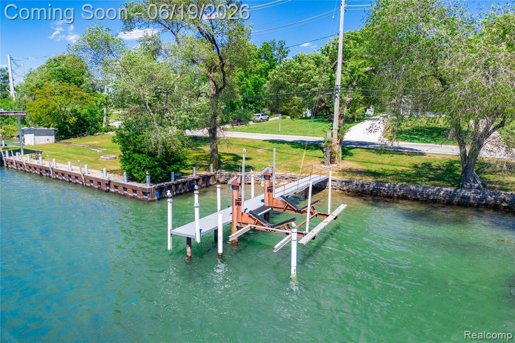 25815 West River Road, Grosse Ile, MI 48138 — Photo 37