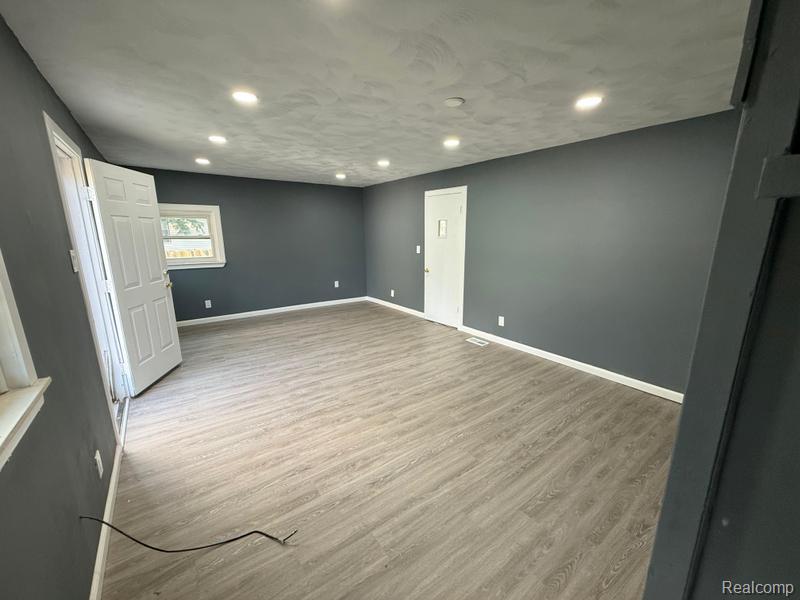 7240 Lamphere, Redford, MI 48239 — Photo 5
