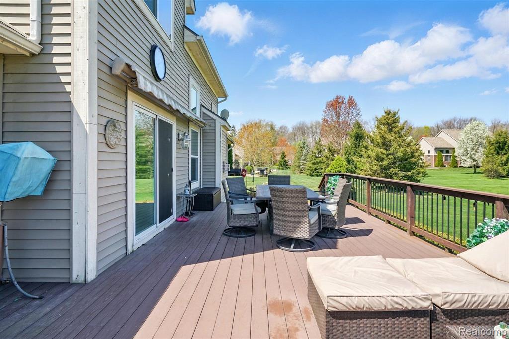 29762 MAGNOLIA Drive, New Hudson, MI 48165 — Photo 20