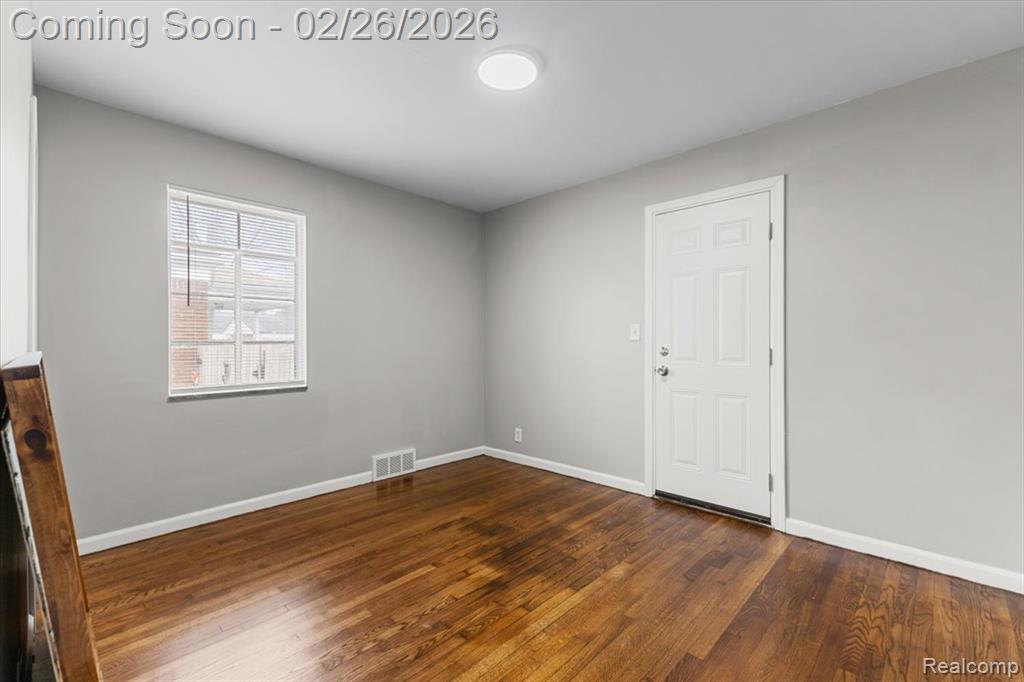 19134 Mallina Street, Grosse Pointe, MI 48236 — Photo 17