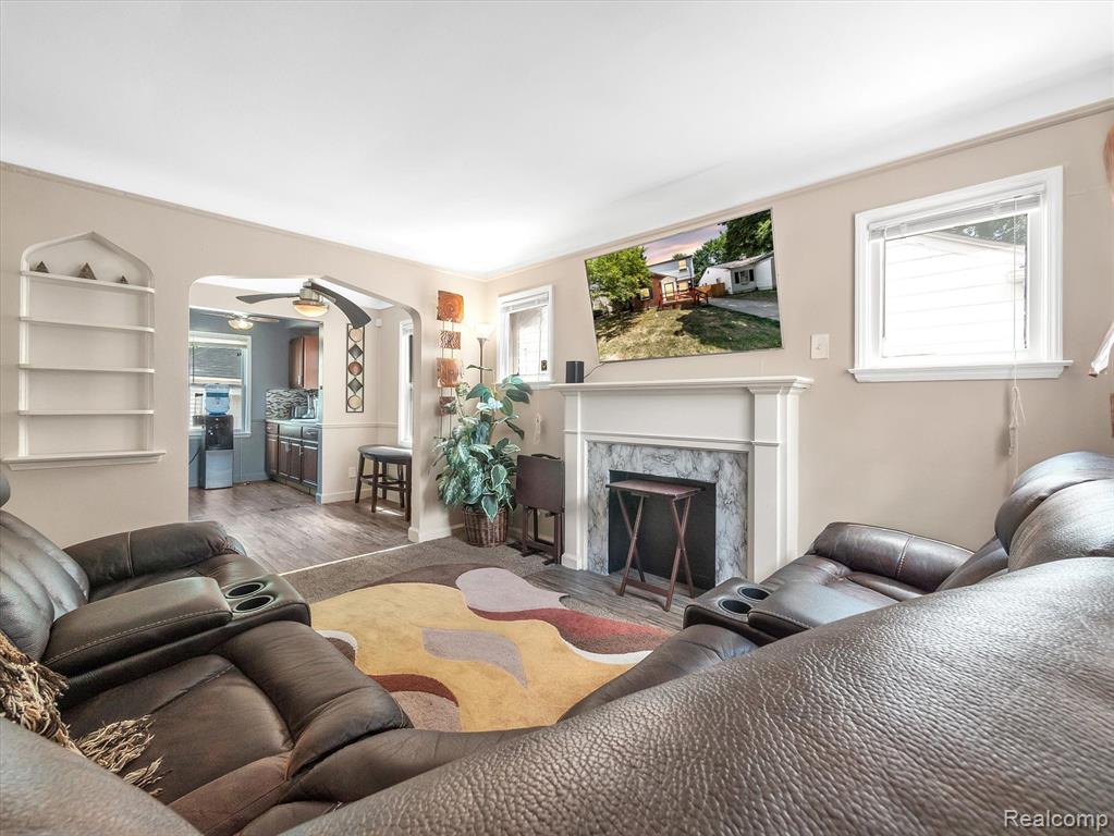 5306 MARSEILLES Street, Detroit, MI 48224 — Photo 7