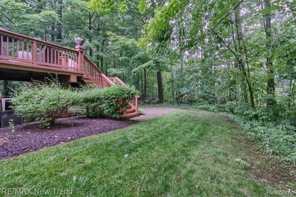 49698 Timber Trail, Novi, MI — Photo 41
