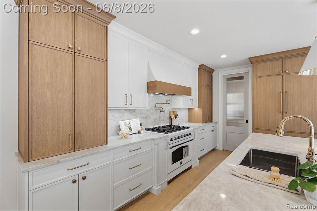 503 GIRARD Avenue, Royal Oak, MI 48073 — Photo 22