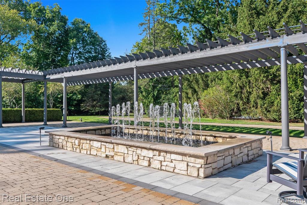 1343 Orchard Ridge Road, Bloomfield Hills, MI 48304 — Photo 49