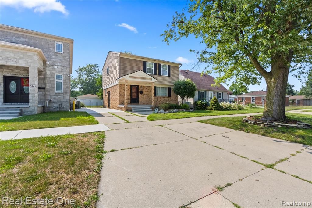 5955 BEECH DALY RD, Dearborn Heights, MI 48127 — Photo 17
