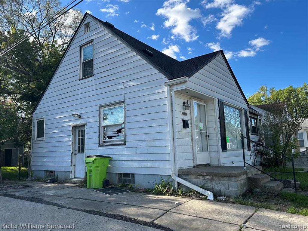 22540 Normandy Avenue, Eastpointe, MI 48021 — Photo 5
