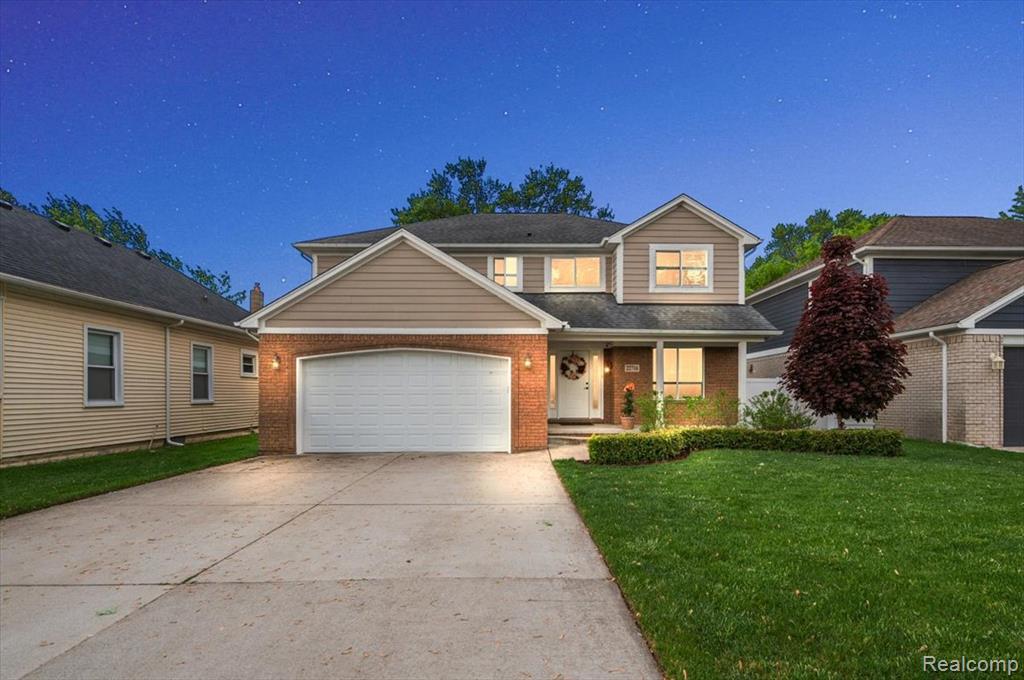 22716 Stephens Street, Saint Clair Shores, MI 48080