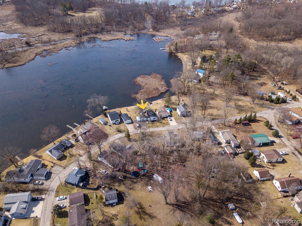861 S LAKESIDE Drive, Michigan Center, MI 49254 — Photo 5