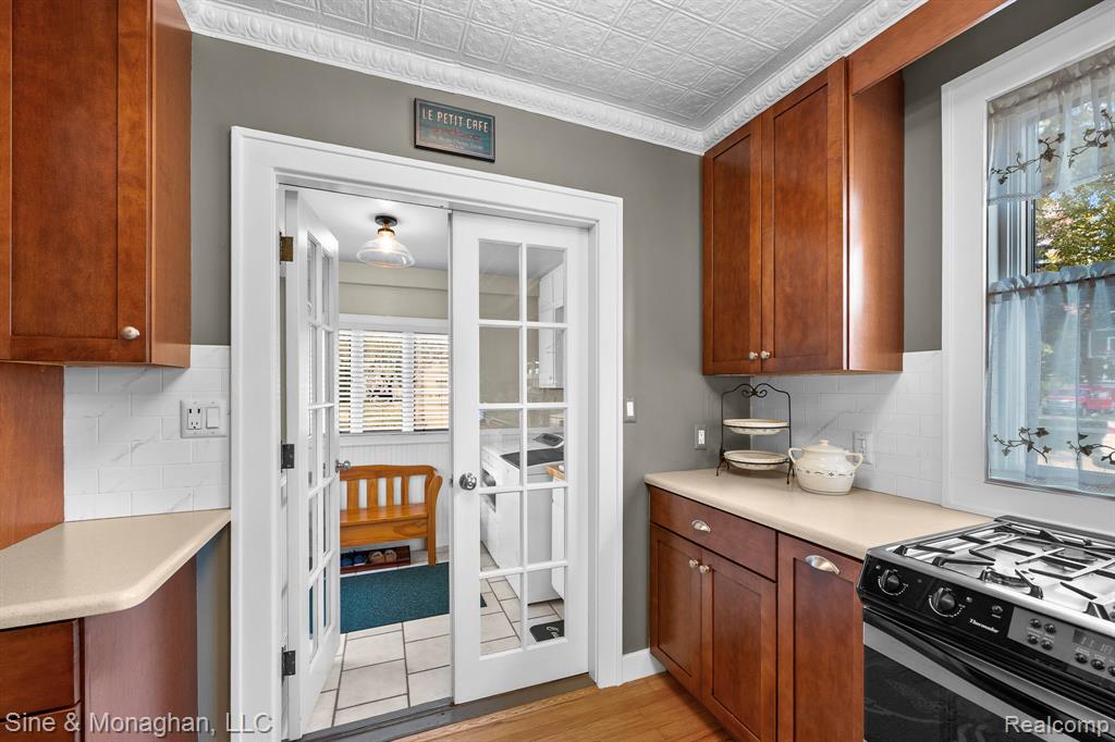 28549 Swan Island Drive, Grosse Ile, MI 48138 — Photo 15