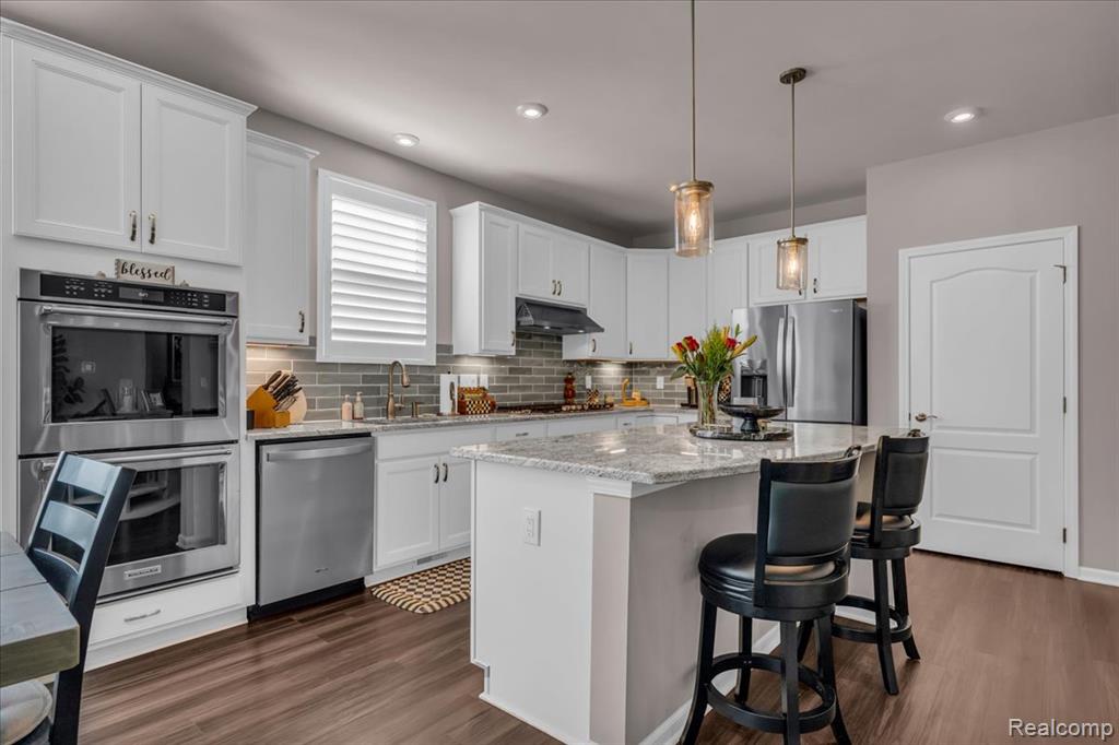 48614 Windfall Road, Novi, MI — Photo 16