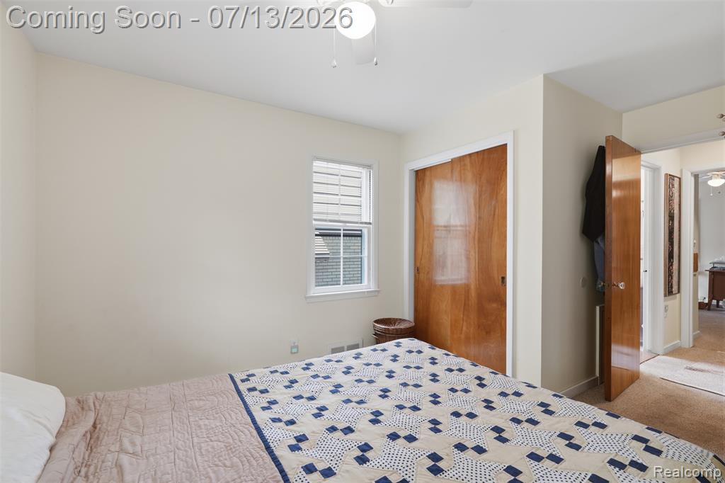 27704 California Drive NW, Lathrup Village, MI 48076 — Photo 17
