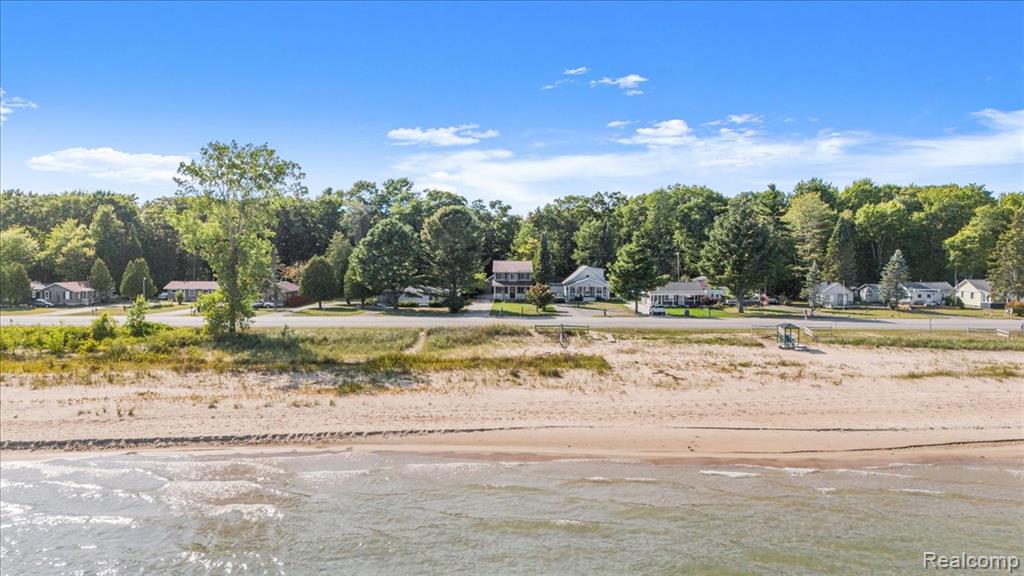 6885 N US Highway 23 E, Oscoda, MI 48750 — Photo 4