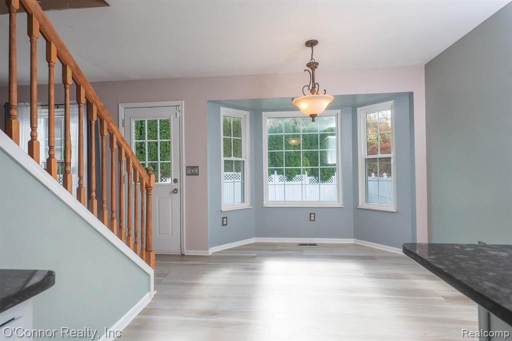 955 Covington, Marysville, MI 48040 — Photo 8