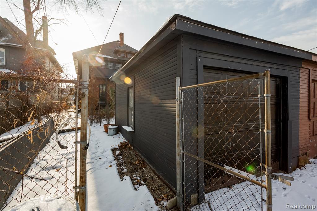 708 W Euclid Street, Detroit, MI 48202 — Photo 28